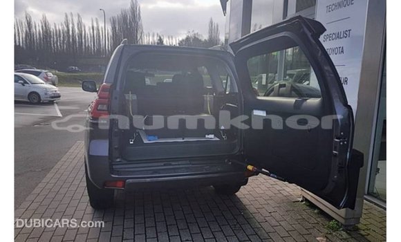 Buy Import Toyota Prado Black Car in Import - Dubai in Bumthang Buy Import Toyota Prado Black Car in Import - Dubai in Bumthang