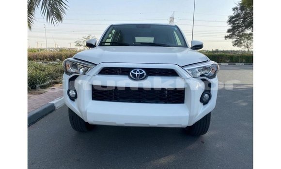 Buy Import Toyota 4Runner White Car in Import - Dubai in Bumthang Buy Import Toyota 4Runner White Car in Import - Dubai in Bumthang