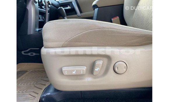 Buy Import Toyota 4Runner White Car in Import - Dubai in Bumthang Buy Import Toyota 4Runner White Car in Import - Dubai in Bumthang