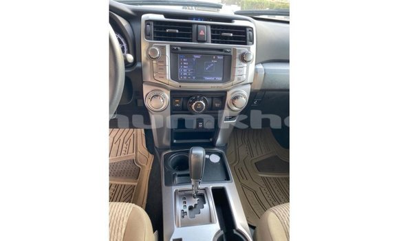 Buy Import Toyota 4Runner White Car in Import - Dubai in Bumthang Buy Import Toyota 4Runner White Car in Import - Dubai in Bumthang