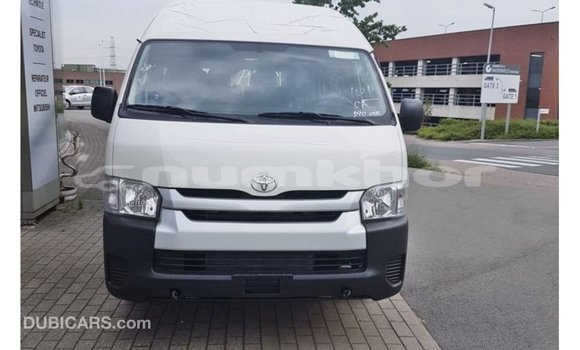 Buy Import Toyota Hiace White Car in Import - Dubai in Bumthang Buy Import Toyota Hiace White Car in Import - Dubai in Bumthang