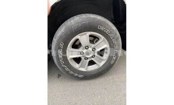 Buy Import Toyota Sequoia White Car in Import - Dubai in Bumthang Buy Import Toyota Sequoia White Car in Import - Dubai in Bumthang