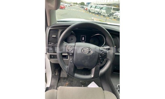 Buy Import Toyota Sequoia White Car in Import - Dubai in Bumthang Buy Import Toyota Sequoia White Car in Import - Dubai in Bumthang