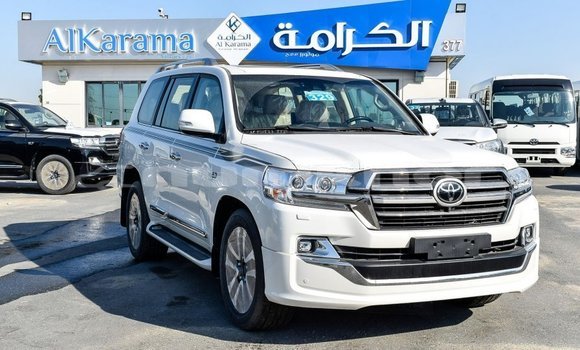 Buy Import Toyota Land Cruiser White Car in Import - Dubai in Bumthang Buy Import Toyota Land Cruiser White Car in Import - Dubai in Bumthang