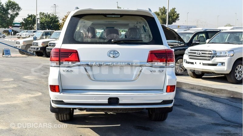 Big with watermark toyota land cruiser bumthang import dubai 3410