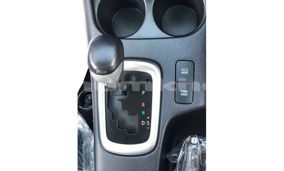 Buy Import Toyota Hilux Other Car in Import - Dubai in Bumthang Buy Import Toyota Hilux Other Car in Import - Dubai in Bumthang