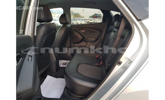 Buy Import Hyundai Tucson Other Car in Import - Dubai in Bumthang Buy Import Hyundai Tucson Other Car in Import - Dubai in Bumthang