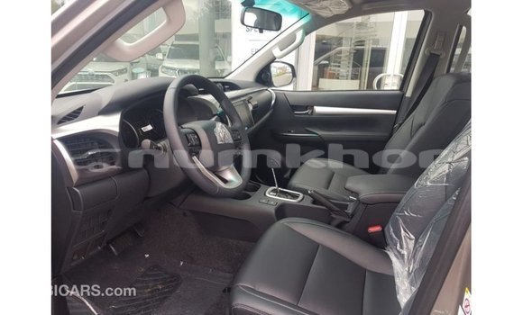 Buy Import Toyota Hilux Other Car in Import - Dubai in Bumthang Buy Import Toyota Hilux Other Car in Import - Dubai in Bumthang