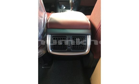 Buy Import Toyota Hilux White Car in Import - Dubai in Bumthang Buy Import Toyota Hilux White Car in Import - Dubai in Bumthang