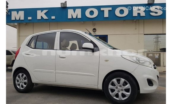 Buy Import Hyundai i10 White Car in Import - Dubai in Bumthang Buy Import Hyundai i10 White Car in Import - Dubai in Bumthang