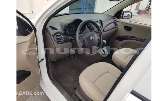Buy Import Hyundai i10 White Car in Import - Dubai in Bumthang Buy Import Hyundai i10 White Car in Import - Dubai in Bumthang