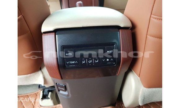 Buy Import Toyota Prado White Car in Import - Dubai in Bumthang Buy Import Toyota Prado White Car in Import - Dubai in Bumthang