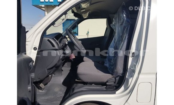 Buy Import Toyota Hiace White Car in Import - Dubai in Bumthang Buy Import Toyota Hiace White Car in Import - Dubai in Bumthang