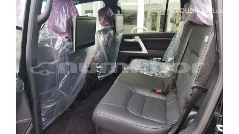 Big with watermark toyota land cruiser bumthang import dubai 3462