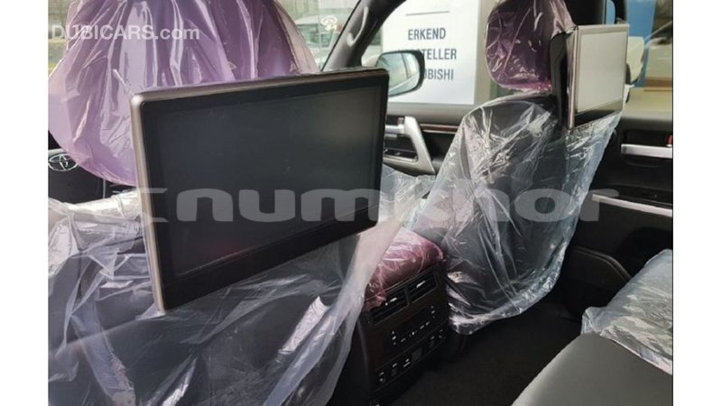 Big with watermark toyota land cruiser bumthang import dubai 3462