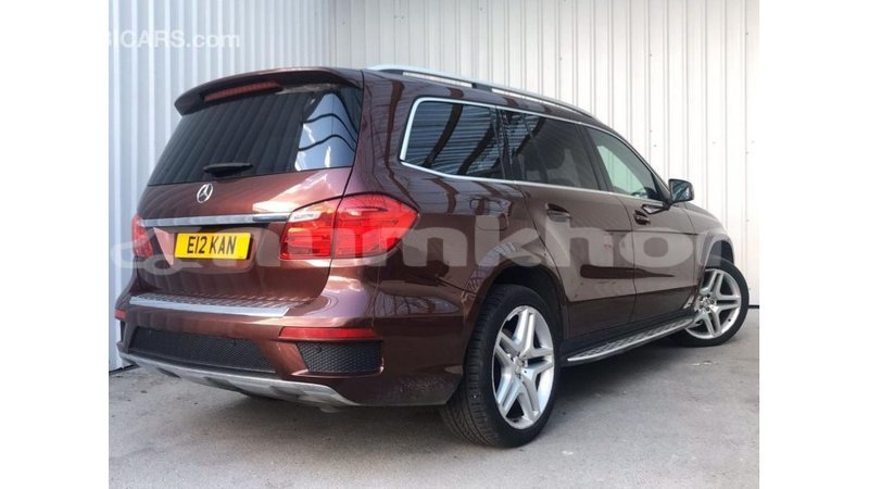 Big with watermark mercedes benz 190 bumthang import dubai 3467