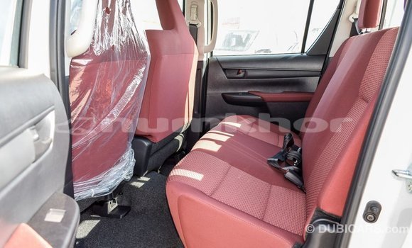 Buy Import Toyota Hilux White Car in Import - Dubai in Bumthang Buy Import Toyota Hilux White Car in Import - Dubai in Bumthang