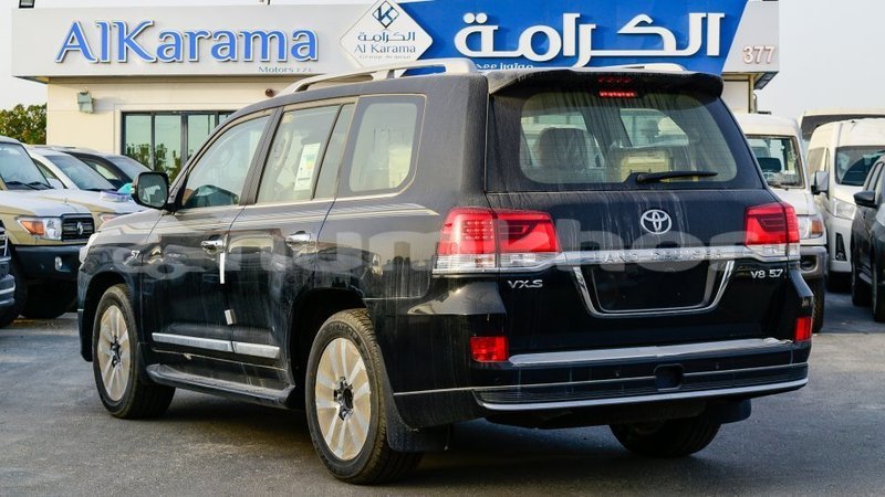 Big with watermark toyota land cruiser bumthang import dubai 3478