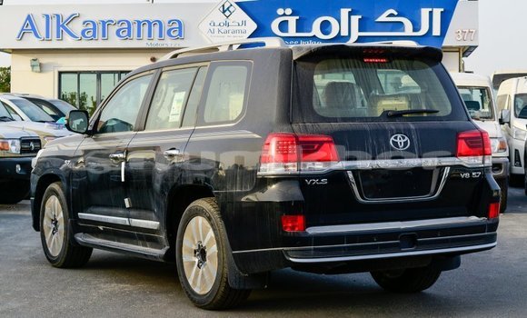 Buy Import Toyota Land Cruiser Black Car in Import - Dubai in Bumthang Buy Import Toyota Land Cruiser Black Car in Import - Dubai in Bumthang