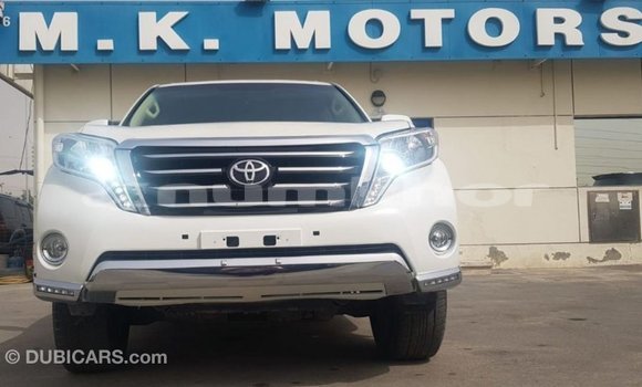 Buy Import Toyota Land Cruiser White Car in Import - Dubai in Bumthang Buy Import Toyota Land Cruiser White Car in Import - Dubai in Bumthang