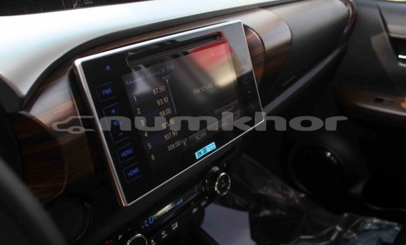 Buy Import Toyota Hilux White Car in Import - Dubai in Bumthang Buy Import Toyota Hilux White Car in Import - Dubai in Bumthang