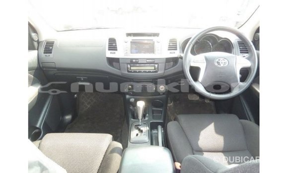 Buy Import Toyota Hilux White Car in Import - Dubai in Bumthang Buy Import Toyota Hilux White Car in Import - Dubai in Bumthang