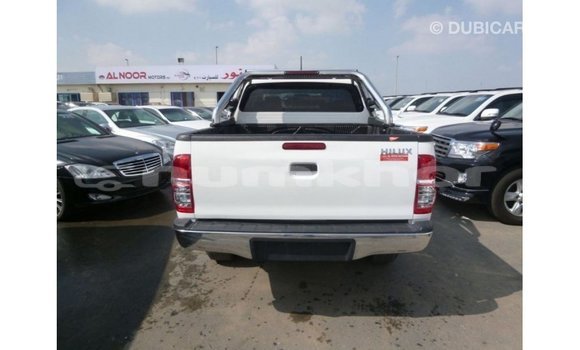 Buy Import Toyota Hilux White Car in Import - Dubai in Bumthang Buy Import Toyota Hilux White Car in Import - Dubai in Bumthang