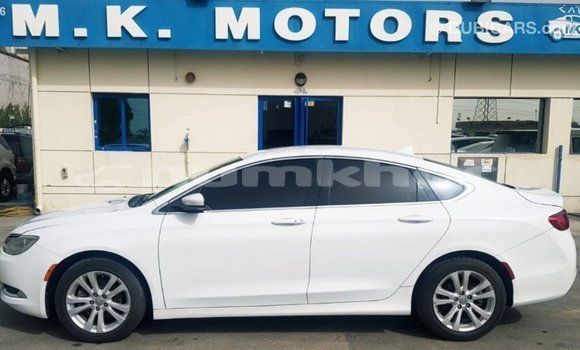 Buy Import Chrysler 200 White Car in Import - Dubai in Bumthang Buy Import Chrysler 200 White Car in Import - Dubai in Bumthang