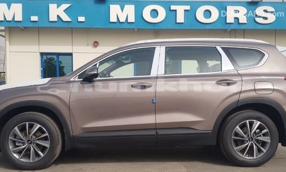 Buy Import Hyundai Santa Fe Other Car in Import - Dubai in Bumthang Buy Import Hyundai Santa Fe Other Car in Import - Dubai in Bumthang
