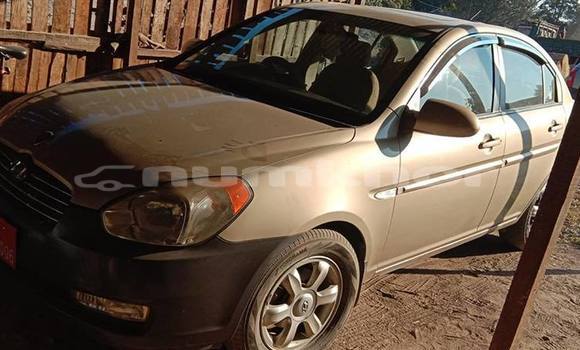 Buy Used Hyundai Accent Brown Car in Thimphu in Timphu Buy Used Hyundai Accent Brown Car in Thimphu in Timphu