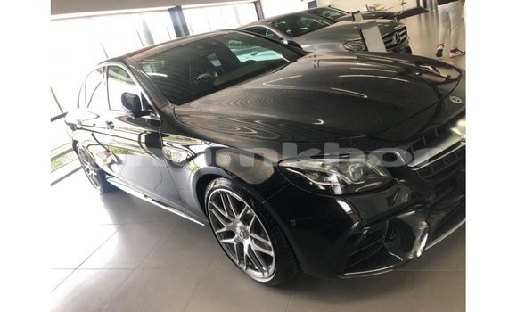 Buy Import Mercedes-Benz 190 Black Car in Import - Dubai in Bumthang Buy Import Mercedes-Benz 190 Black Car in Import - Dubai in Bumthang