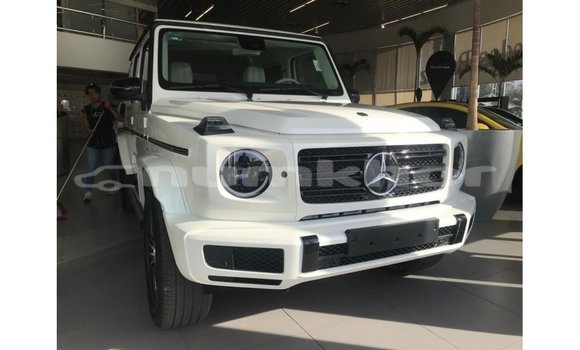 Buy Import Mercedes-Benz 190 White Car in Import - Dubai in Bumthang Buy Import Mercedes-Benz 190 White Car in Import - Dubai in Bumthang