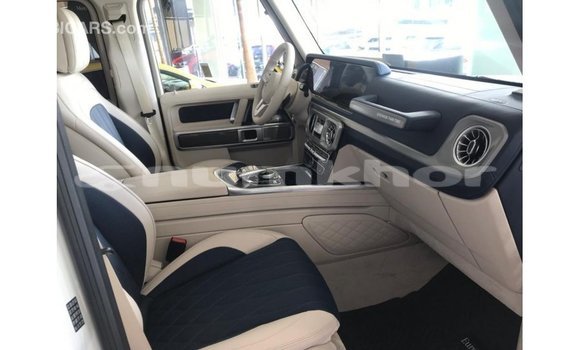 Buy Import Mercedes-Benz 190 White Car in Import - Dubai in Bumthang Buy Import Mercedes-Benz 190 White Car in Import - Dubai in Bumthang