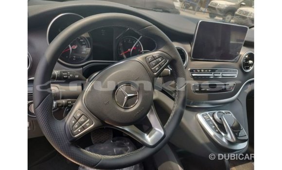 Buy Import Mercedes-Benz 250 Black Car in Import - Dubai in Bumthang Buy Import Mercedes-Benz 250 Black Car in Import - Dubai in Bumthang