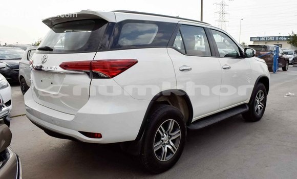 Buy Import Toyota Fortuner White Car in Import - Dubai in Bumthang Buy Import Toyota Fortuner White Car in Import - Dubai in Bumthang