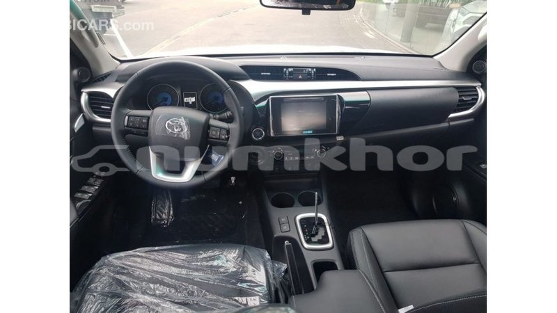 Big with watermark toyota hilux bumthang import dubai 3557