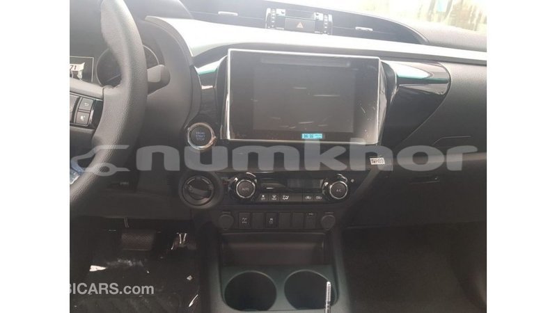 Big with watermark toyota hilux bumthang import dubai 3557