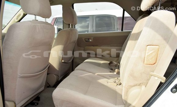 Buy Import Toyota Fortuner White Car in Import - Dubai in Bumthang Buy Import Toyota Fortuner White Car in Import - Dubai in Bumthang