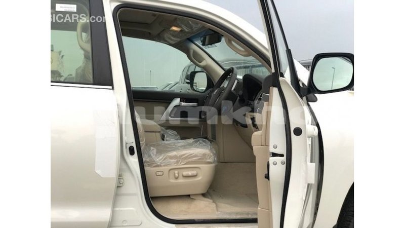 Big with watermark toyota land cruiser bumthang import dubai 3560