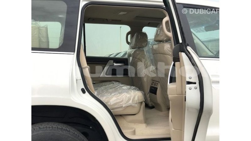 Big with watermark toyota land cruiser bumthang import dubai 3560