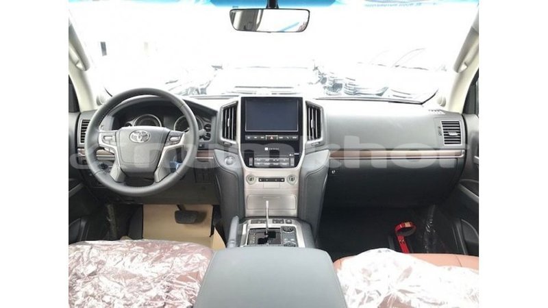 Big with watermark toyota land cruiser bumthang import dubai 3562