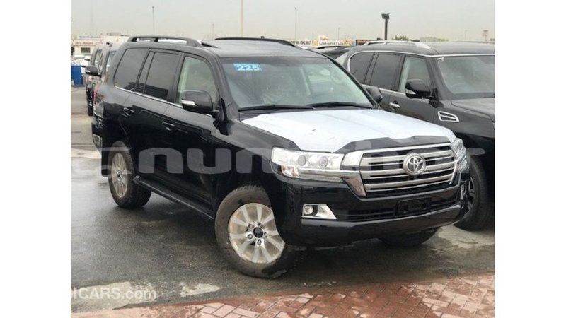 Big with watermark toyota land cruiser bumthang import dubai 3562