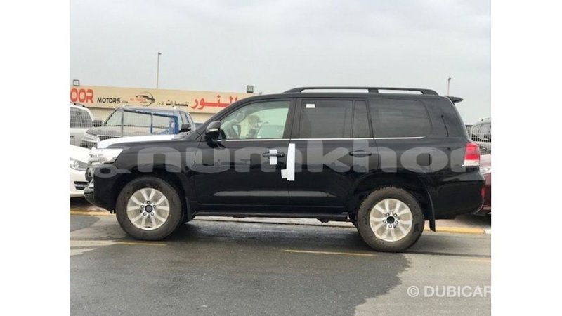 Big with watermark toyota land cruiser bumthang import dubai 3562