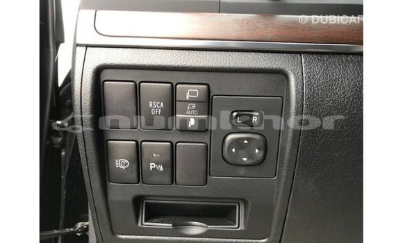 Buy Import Toyota Land Cruiser Black Car in Import - Dubai in Bumthang Buy Import Toyota Land Cruiser Black Car in Import - Dubai in Bumthang