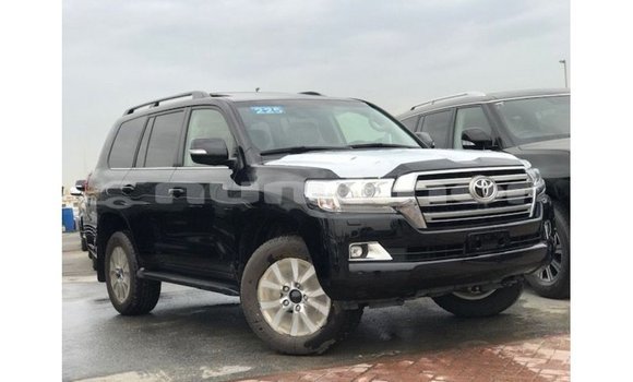 Buy Import Toyota Land Cruiser Black Car in Import - Dubai in Bumthang Buy Import Toyota Land Cruiser Black Car in Import - Dubai in Bumthang