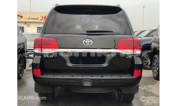 Buy Import Toyota Land Cruiser Black Car in Import - Dubai in Bumthang Buy Import Toyota Land Cruiser Black Car in Import - Dubai in Bumthang