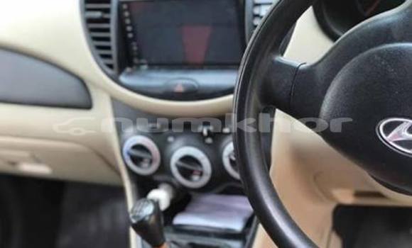 Buy Used Hyundai i10 Blue Car in Thimphu in Timphu Buy Used Hyundai i10 Blue Car in Thimphu in Timphu