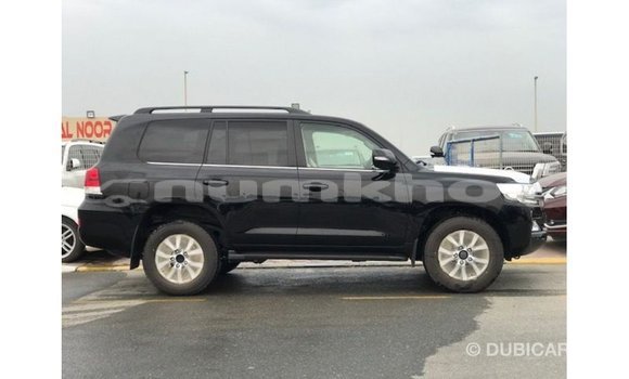 Buy Import Toyota Land Cruiser Black Car in Import - Dubai in Bumthang Buy Import Toyota Land Cruiser Black Car in Import - Dubai in Bumthang