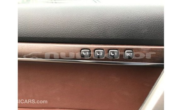 Buy Import Toyota Land Cruiser Black Car in Import - Dubai in Bumthang Buy Import Toyota Land Cruiser Black Car in Import - Dubai in Bumthang