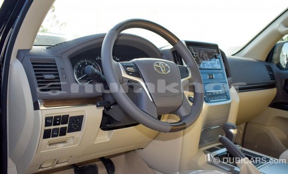 Buy Import Toyota Land Cruiser Black Car in Import - Dubai in Bumthang Buy Import Toyota Land Cruiser Black Car in Import - Dubai in Bumthang